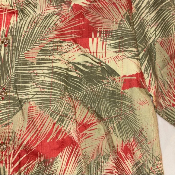 Cooke Street Honolulu Men's Short Sleeve Button Up Hawaiian Shirt Size Medium - Picture 5 of 11